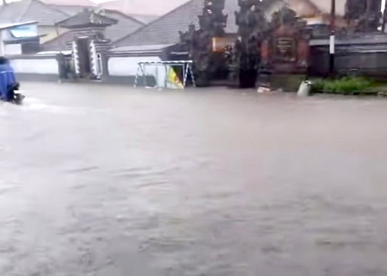 Nusabali.com - kelurahan-kawan-bangli-digenangi-banjir