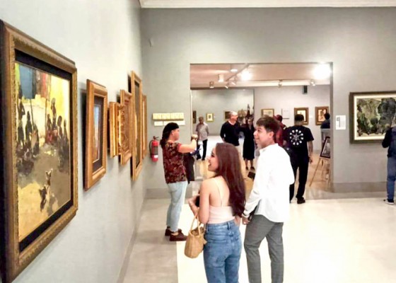 Nusabali.com - seniman-dari-4-negara-gelar-pameran-spektakuler-di-museum-pasifika