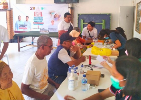Nusabali.com - gerindra-relawan-de-gadjah-baksos-kesehatan-dan-pasar-murah-warga-denbar-dan-densel-sambut-antusias