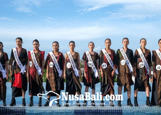 Nusabali.com - 10-finalis-rebut-satu-tiket-ajang-pemilihan-puteri-indonesia