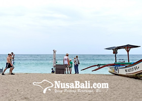 Nusabali.com - musim-angin-barat-sebagian-nelayan-pilih-tak-melaut