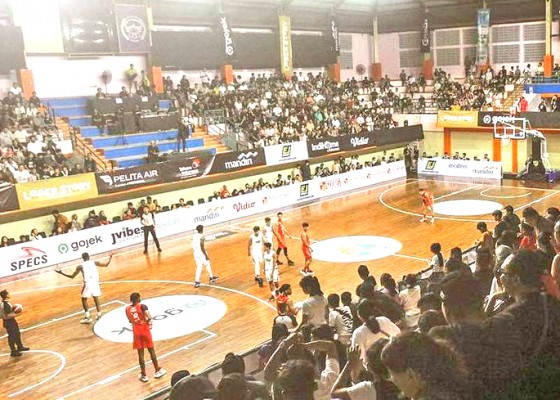 Nusabali.com - bali-united-basketball-gilas-juara-bertahan