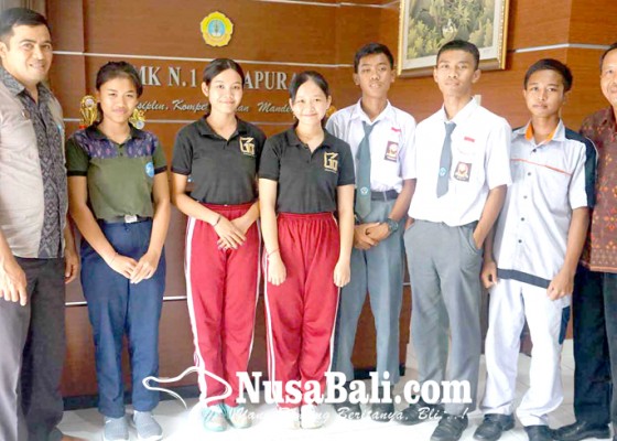 Nusabali.com - smkn-1-amlapura-boyong-5-juara