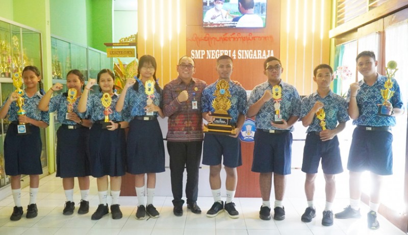 www.nusabali.com-siswa-smpn-4-singaraja-sapu-rata-juara-olimpiade-provinsi