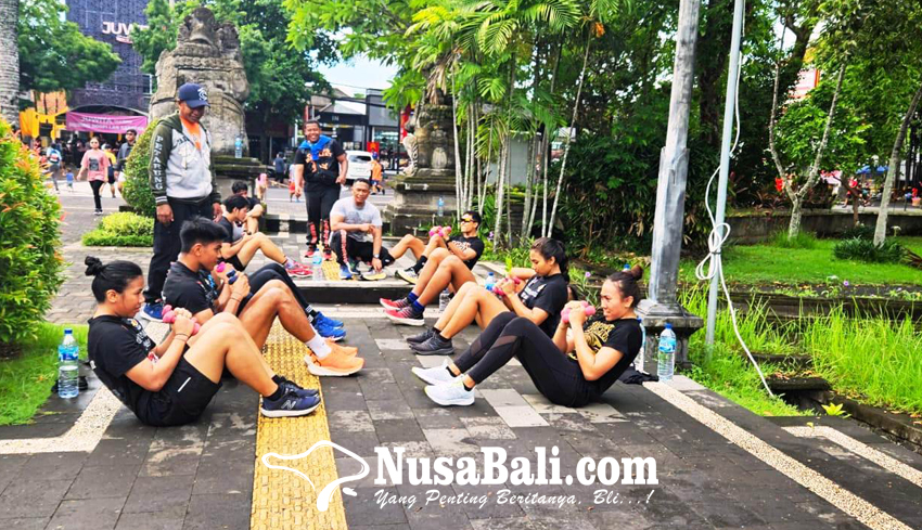 www.nusabali.com-tarung-derajat-gembleng-fisik-atlet-pon
