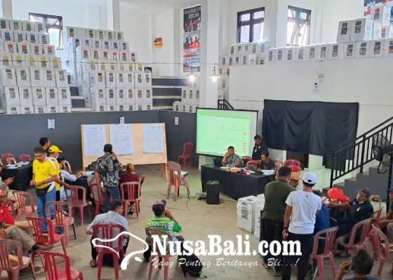 Nusabali.com - 51-tps-di-badung-rampung-rekapitulasi-tingkat-kecamatan