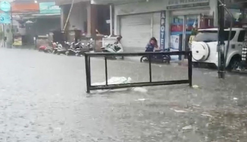 www.nusabali.com-hujan-deras-banjir-rendam-wilayah-kutsel