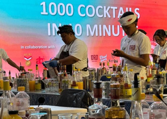 Nusabali.com - 100-bartender-bali-cetak-rekor-muri