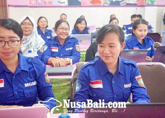 Nusabali.com - mgmp-bahasa-inggris-gelar-workshop-media-pembelajaran