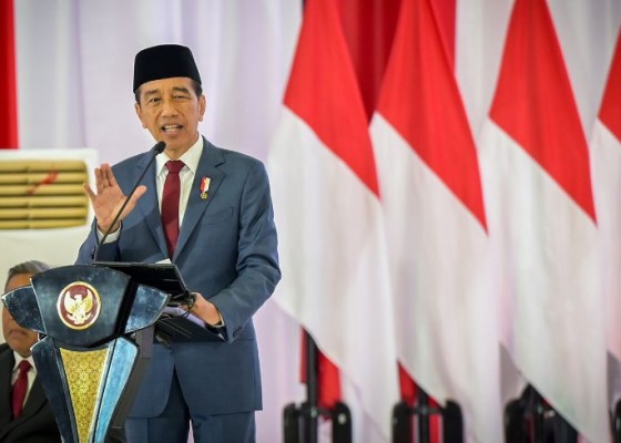 Nusabali.com - presiden-jokowi-teken-pp-soal-thr-dan-gaji-ke-13-aparatur-negara