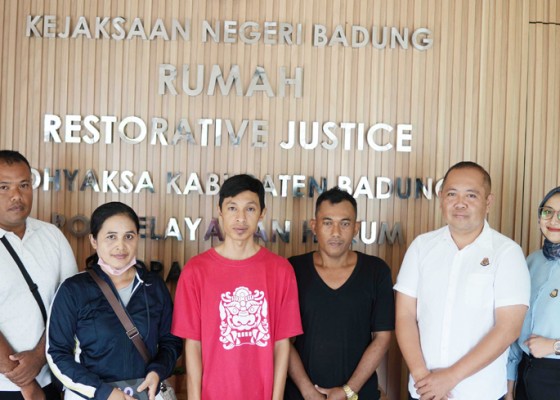 Nusabali.com - kejari-badung-hentikan-kasus-pencurian-berdasarkan-restorative-justice