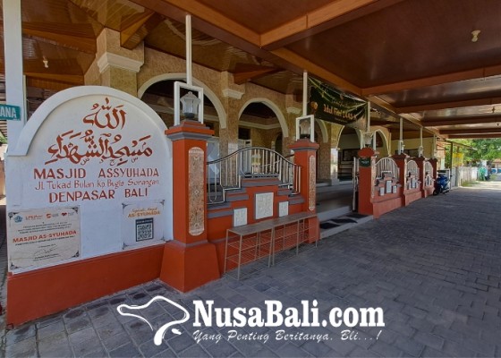 Nusabali.com - wisata-religi-di-bali-eksplorasi-sejarah-dan-keajaiban-air-sumur-tua-masjid-as-syuhada