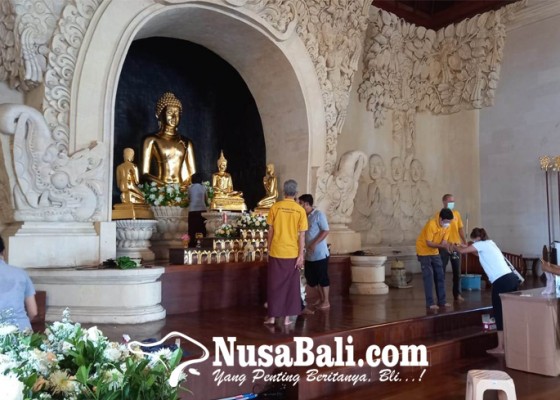 Nusabali.com - umat-buddha-denpasar-mulai-persiapan-waisak