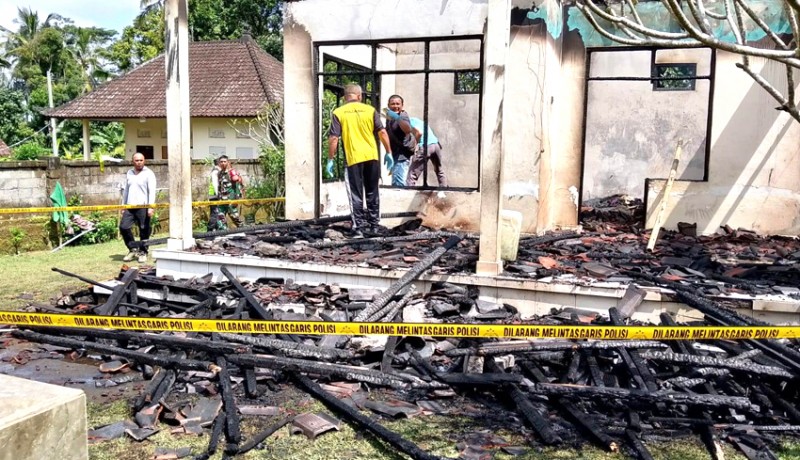 www.nusabali.com-rumah-warga-penglumbaran-terbakar