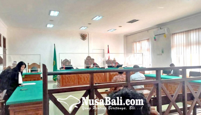 www.nusabali.com-terdakwa-kasus-dugaan-penodaan-agama-dituntut-6-bulan