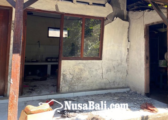 Nusabali.com - dapur-warga-meledak-diduga-akibat-tabung-gas-bocor