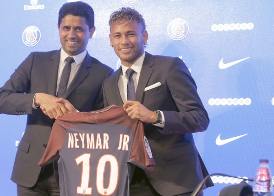 Nusabali.com - ke-psg-neymar-resmi-pemain-termahal-dunia