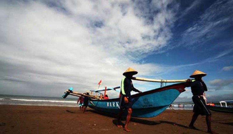 www.nusabali.com-dua-nelayan-kaliasem-jalani-pemulihan-di-sapudi
