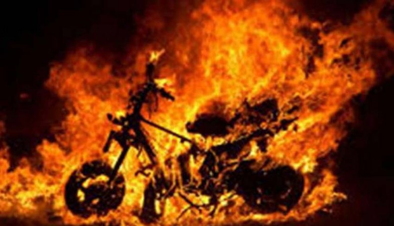 www.nusabali.com-penyebab-4-motor-terbakar-masih-misterius