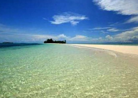 Nusabali.com - batas-sempadan-pantai-dirancang-tidak-100-meter