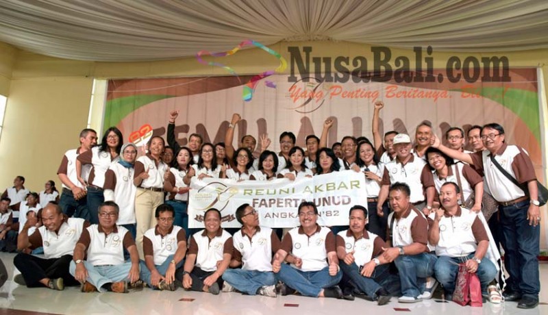 www.nusabali.com-pertemukan-500-alumni-profesor-dari-kalimantan-pun-hadir