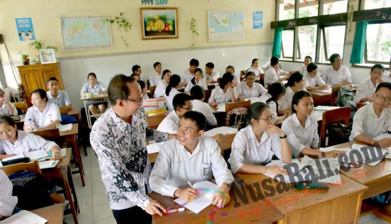 www.nusabali.com-siswa-pengungsi-bersekolah-di-denpasar