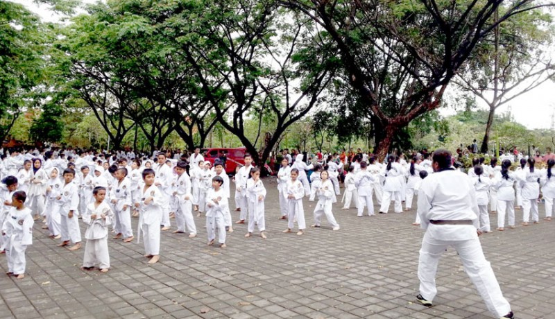 www.nusabali.com-ukt-ti-denpasar-diikuti-700-anggota