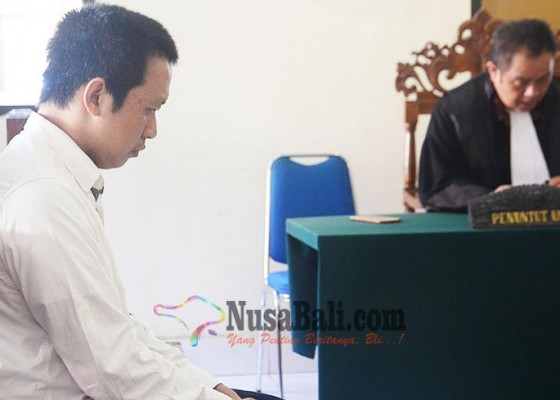 Nusabali.com - lolos-hukuman-mati-kurir-dituntut-20-tahun