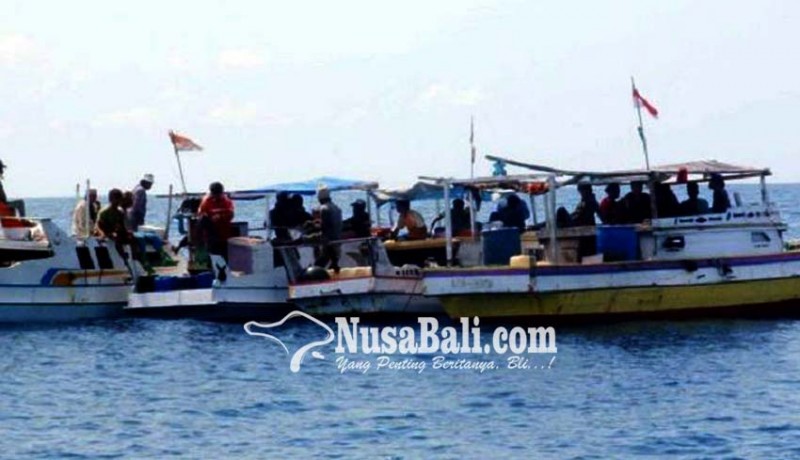 www.nusabali.com-5-nelayan-tertangkap-bawa-24-ekor-hiu