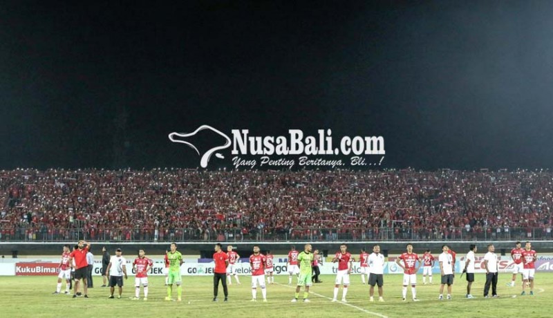 www.nusabali.com-hitamkan-stadion-dipta