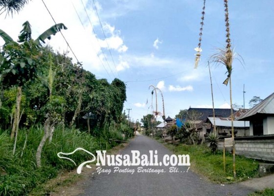 Nusabali.com - pantang-membangun-rumah-di-sebelah-barat-jalan
