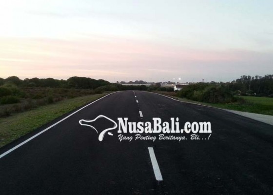 Nusabali.com - songsong-pertemuan-imf-2018-jalan-raya-uluwatu-diperlebar