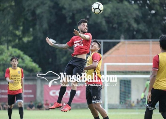 Nusabali.com - bali-united-getol-cari-pemain-asing