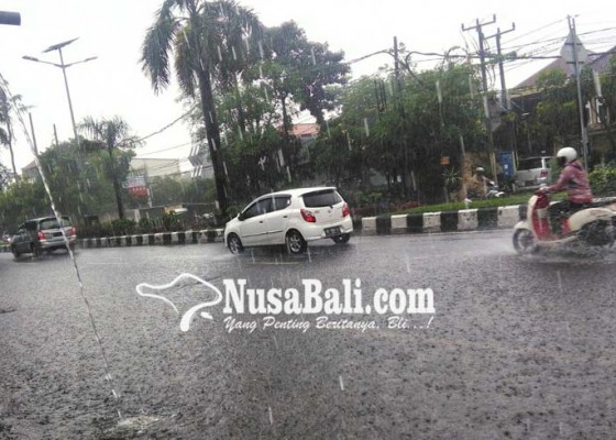 Nusabali.com - seluruh-wilayah-bali-berpotensi-hujan-disertai-petir