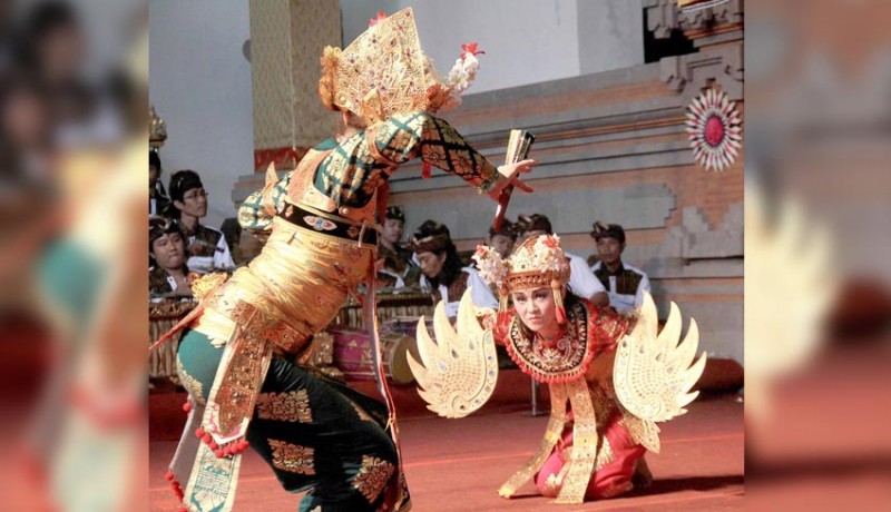 www.nusabali.com-puri-agung-denpasar-kembali-gelar-festival-legong-keraton-lasem-se-bali