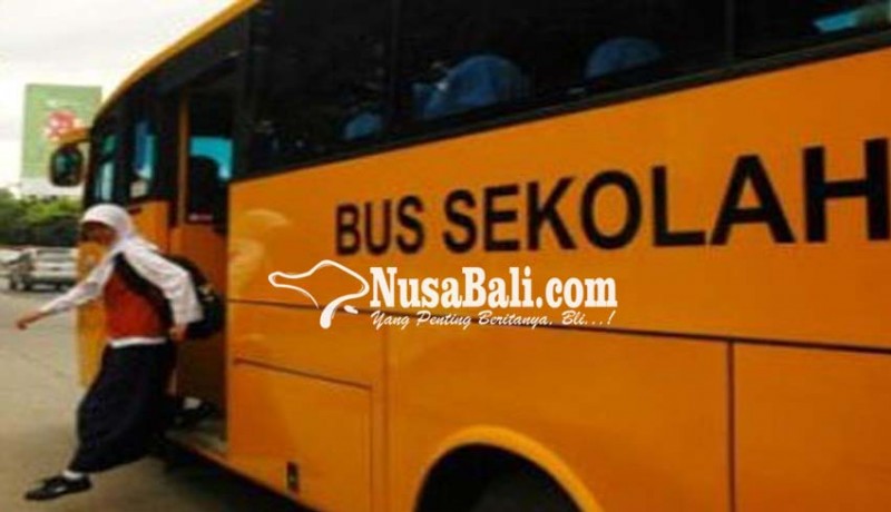 www.nusabali.com-angkot-siswa-diback-up-2-bus