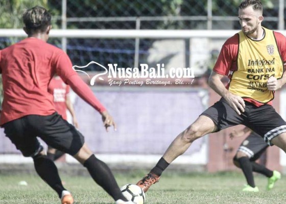 Nusabali.com - spaso-tak-sabar-debut-bersama-bali-united