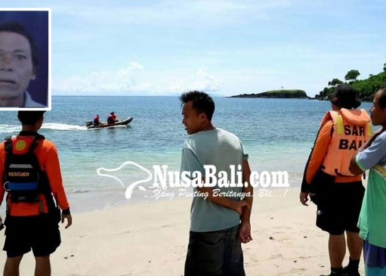 Nusabali.com - jukungnya-ditemukan-terdampar-di-pantai-hili-tepekong