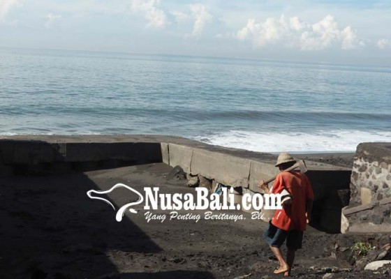 Nusabali.com - 25-km-pantai-rawan-abrasi