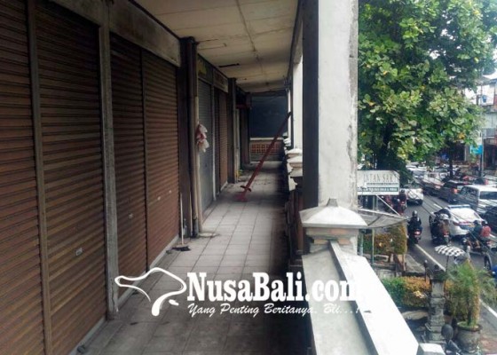 Nusabali.com - pertokoan-pasar-suci-sari-jaya-banyak-yang-tutup