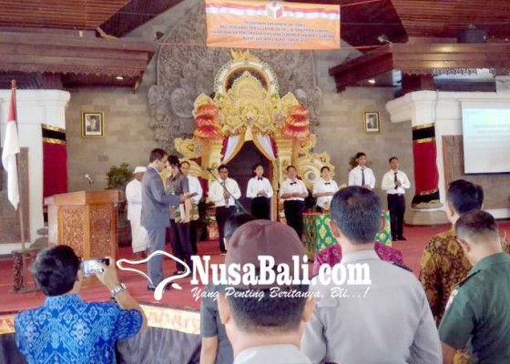 Nusabali.com - 70-anggota-ppl-se-gianyar-dilantik