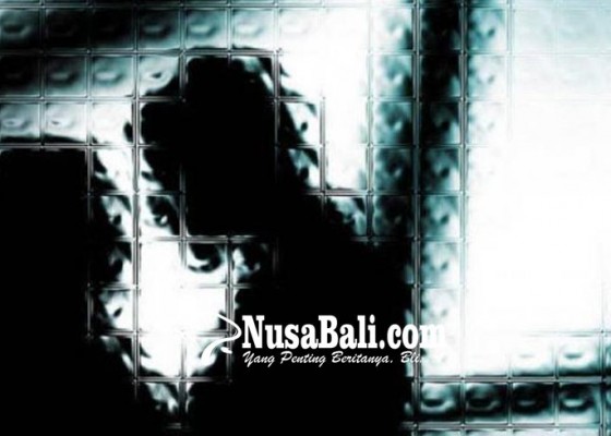 Nusabali.com - selingkuhi-pengungsi-istri-polisikan-suami