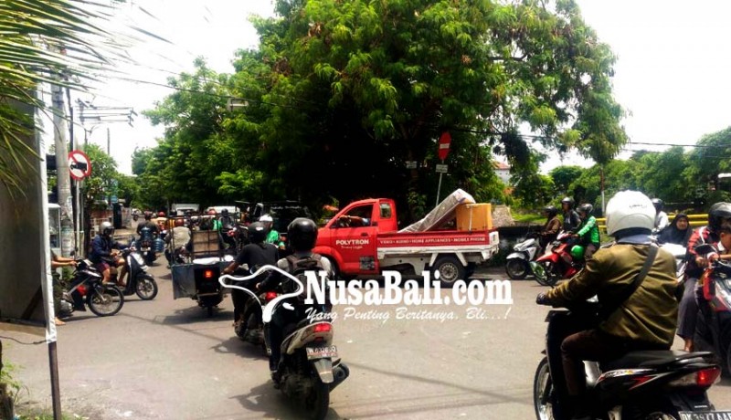 www.nusabali.com-kemacetan-di-taman-pancing-dikeluhkan-warga