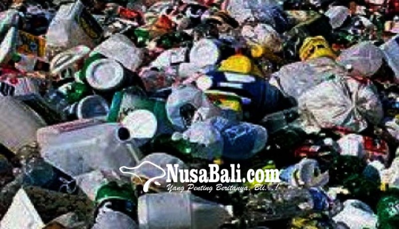 www.nusabali.com-perbekel-akan-diajari-cara-olah-sampah-plastik-jadi-bahan-bakar