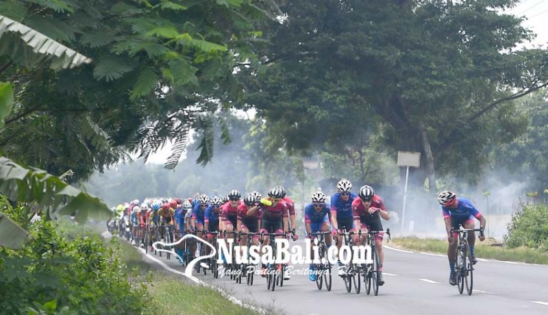 www.nusabali.com-pembalap-swiss-tercepat-di-etape-1-tour-de-indonesia