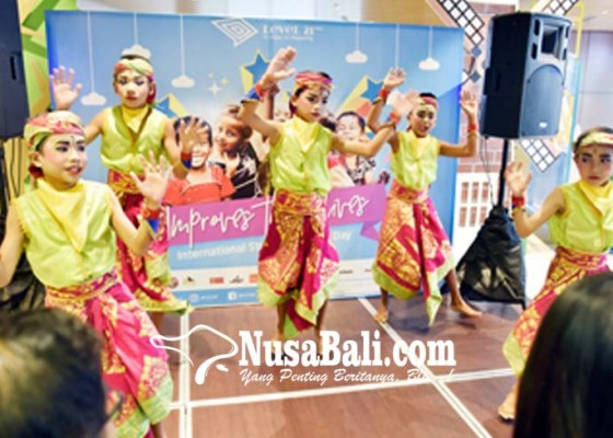 Nusabali.com - level-21-mall-ajak-anak-jalanan-bergembira