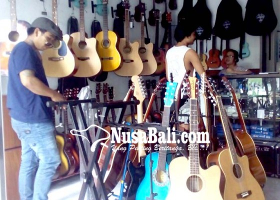 Nusabali.com - gitar-lokalan-diminati-pelajar