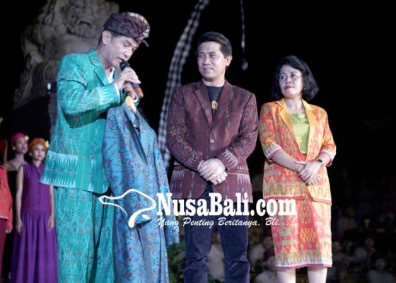 Nusabali.com - semarapura-fashion-day-bangkitkan-kejayaan-kain-tenun-klungkung