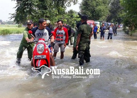 Nusabali.com - sungai-meluap-jalur-brebes-jatibarang-terendam