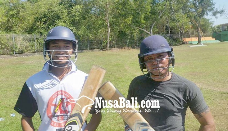 www.nusabali.com-atlet-kriket-bali-ikuti-coaching-clinic
